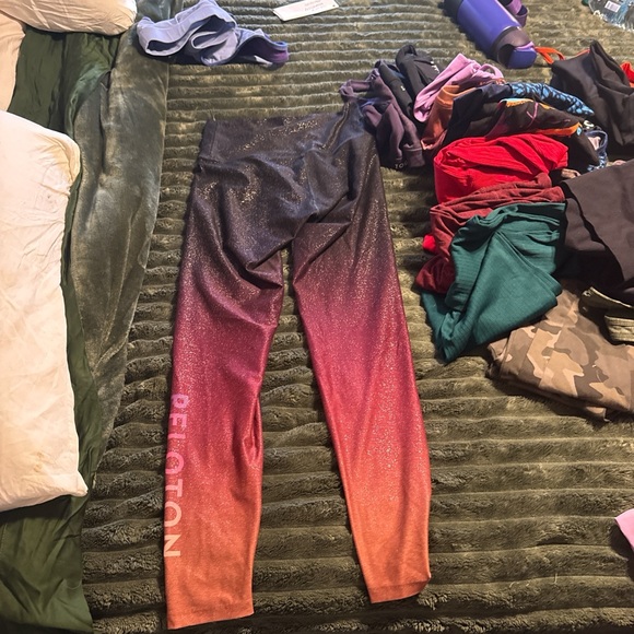 Sparkle Ombre Leggings - Pink to Purple - Picture 2 of 3